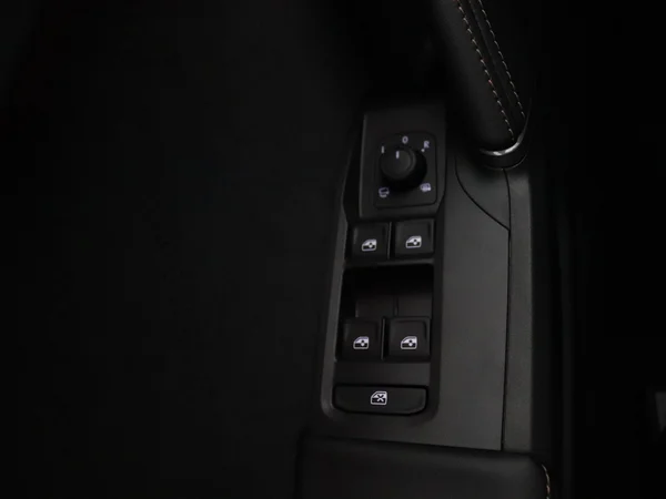 CUPRA Leon ST e-Hybrid (PHEV) (2025) — foto 16 van 20