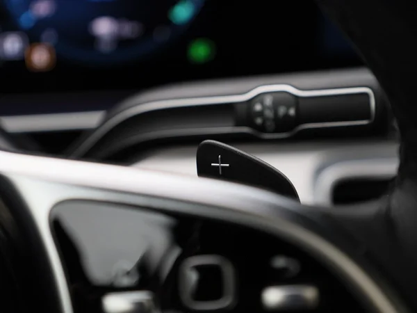 Mercedes-Benz GLE (2022) — foto 24 van 58