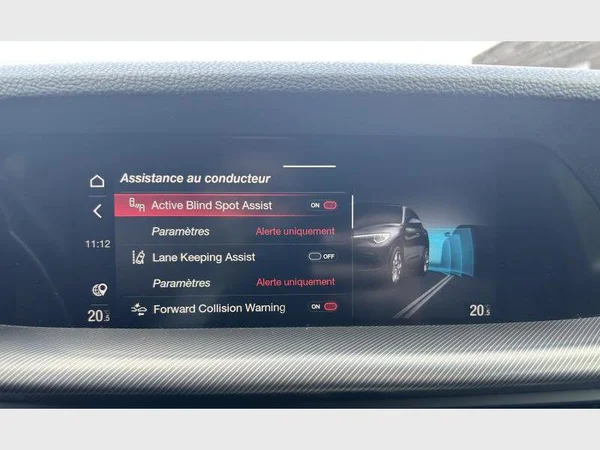 Alfa Romeo Stelvio (2021) — foto 17 van 37