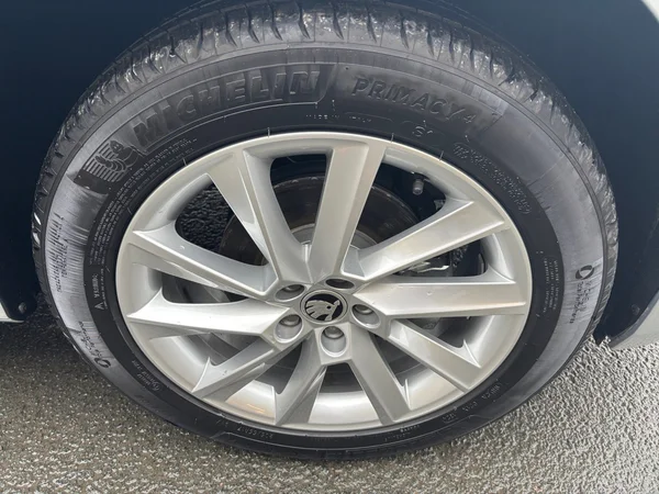 SKODA Kamiq (2024) — foto 22 van 22