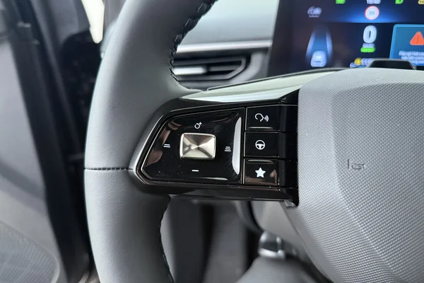 MG MG3 Hybrid+ (HEV) (2026) — foto 6 van 16