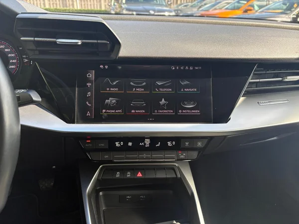 AUDI A3 Sportback Dsl (2021) — foto 8 van 24