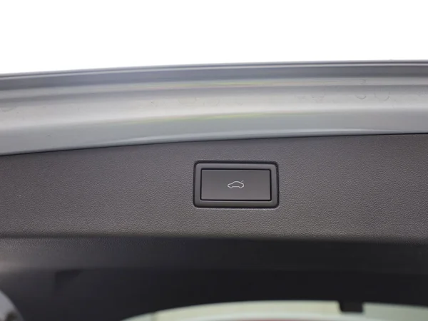 VOLKSWAGEN Tiguan (2024) — foto 6 van 20