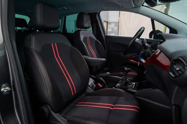 Opel Crossland (2022) — foto 6 van 97