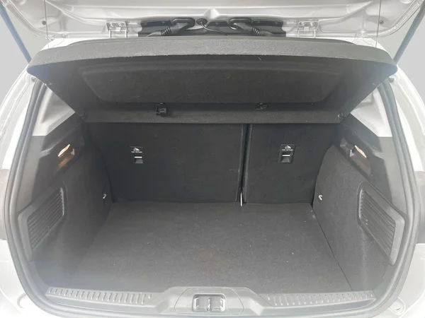 Ford Focus (2018) — foto 17 van 19