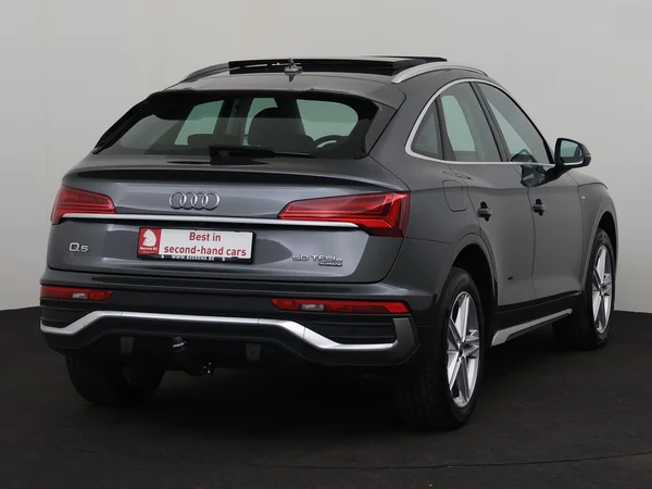 AUDI Q5 (2022) — foto 23 van 33