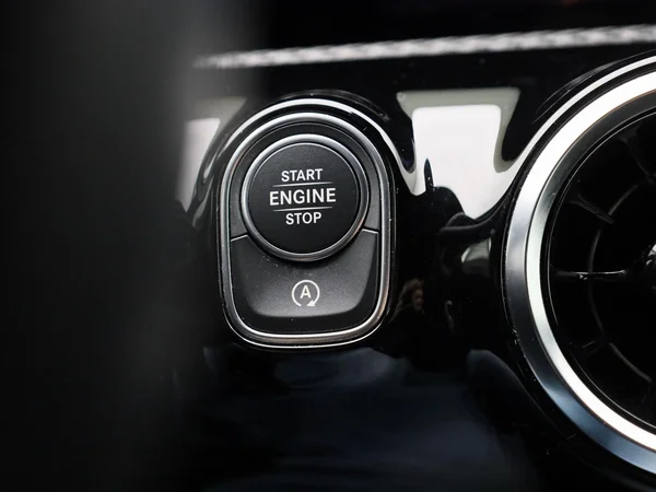 Mercedes-Benz A-Klasse (2022) — foto 16 van 45