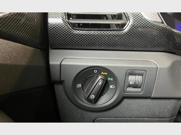 VOLKSWAGEN T-Cross (2026) — foto 19 van 29