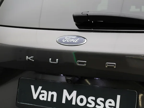 Ford Kuga (2023) — foto 37 van 45
