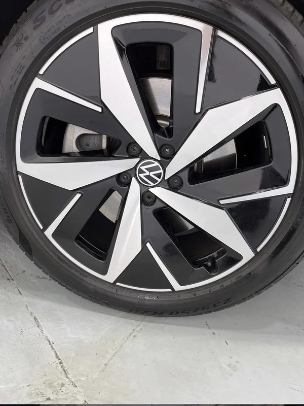 Volkswagen ID.4 (2022) — foto 31 van 41