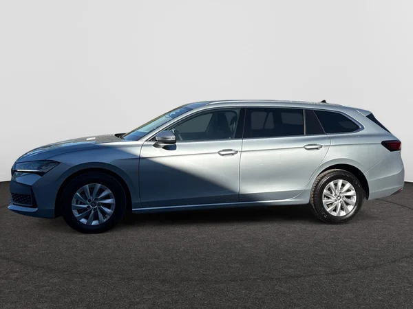 SKODA Superb Combi (2026) — foto 12 van 24