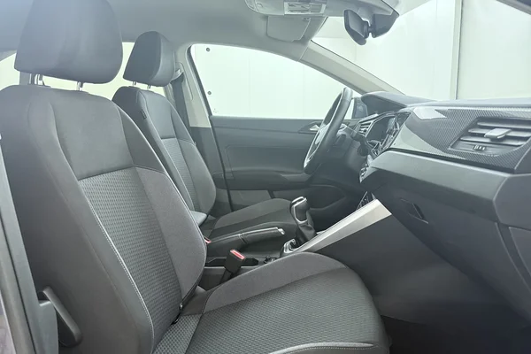 Volkswagen Taigo (2025) — foto 15 van 17