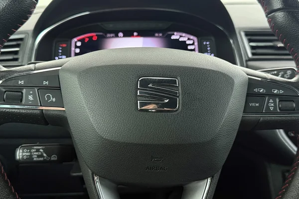 Seat Arona (2019) — foto 9 van 30