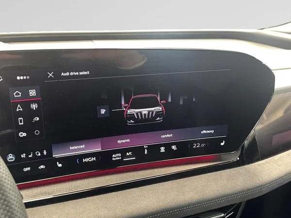 AUDI Q6 e-tron (2026) — foto 3 van 18