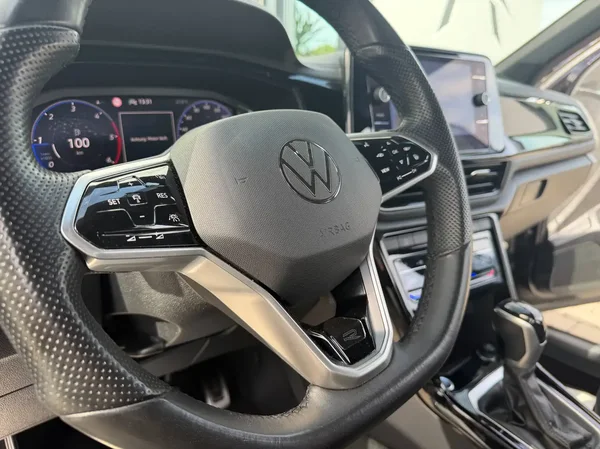 Volkswagen T-Roc (2022) — foto 24 van 24