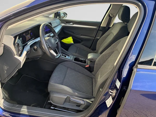 VOLKSWAGEN Golf VIII (2024) — foto 4 van 22