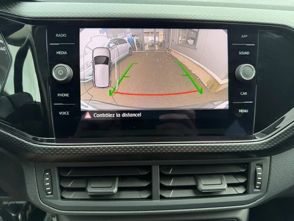 VOLKSWAGEN T-Cross (2020) — foto 12 van 13