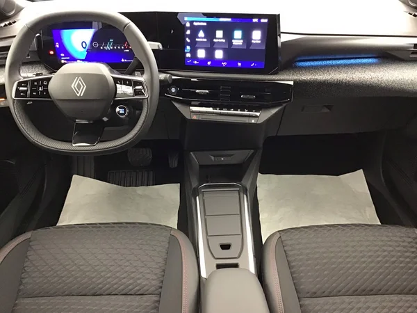 Renault Clio VI (2026) — foto 3 van 30