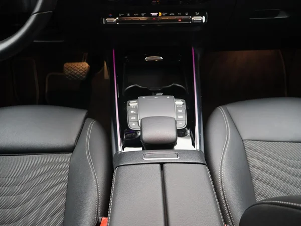 Mercedes-Benz EQA (2024) — foto 24 van 34