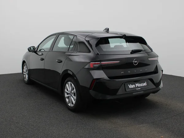 Opel Astra (2023) — foto 12 van 36