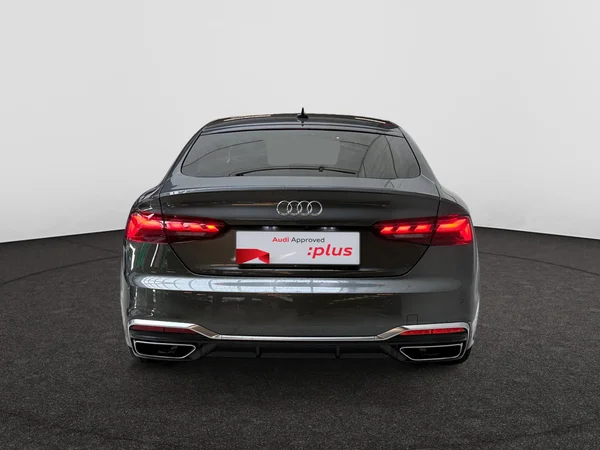AUDI A5 Sportback (2021) — foto 2 van 13