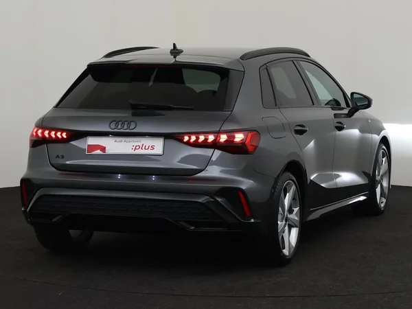 AUDI A3 Sportback (2025) — foto 9 van 18