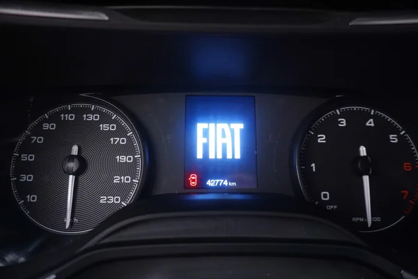 Fiat Tipo SW Cross (2023) — foto 5 van 27