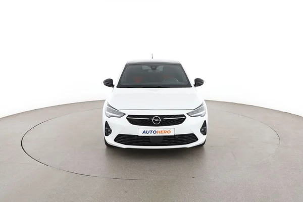 Opel Corsa (2021) — foto 15 van 16