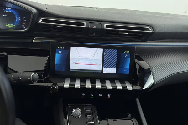 Peugeot 508 PHEV (2021) — foto 8 van 32