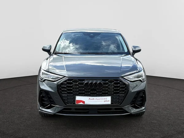 AUDI Q3 Sportback (2024) — foto 20 van 21