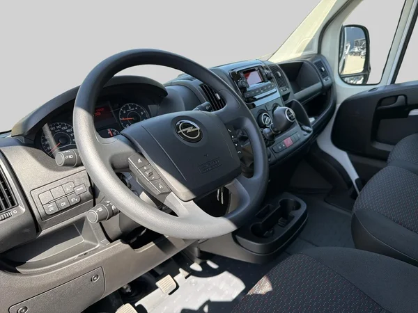 Opel Movano (2025) — foto 17 van 17