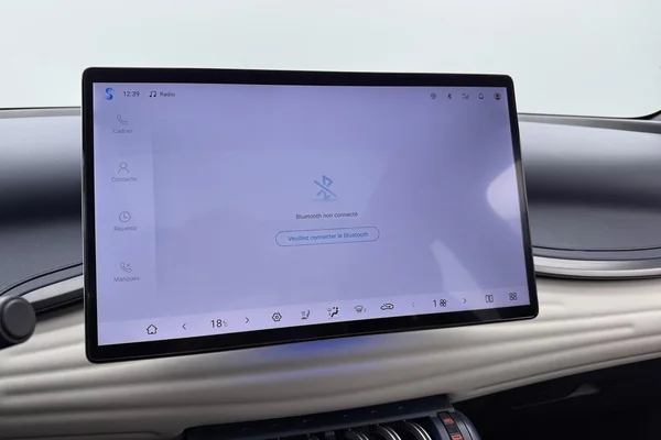 BYD Atto 3 (2023) — foto 15 van 35