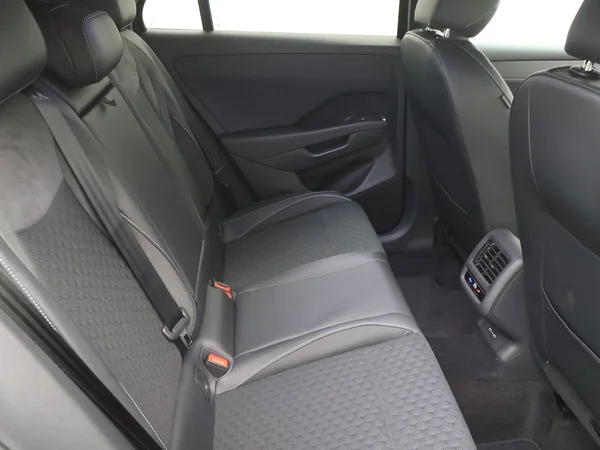 VOLKSWAGEN T-Roc (2025) — foto 21 van 22