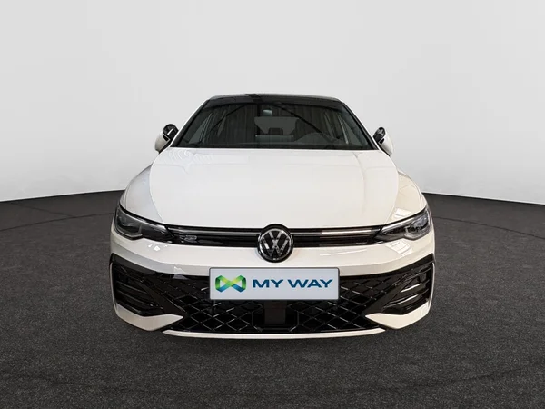 VOLKSWAGEN Golf VIII (2025) — foto 2 van 14