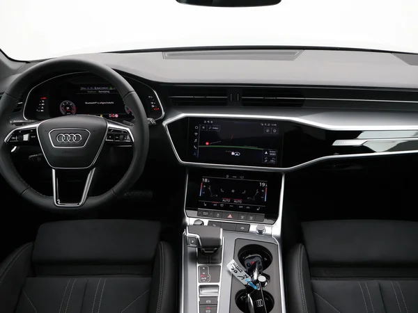 AUDI A6 Avant (2025) — foto 10 van 24