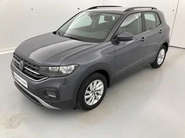 VOLKSWAGEN T-Cross (2024) — foto 4 van 36
