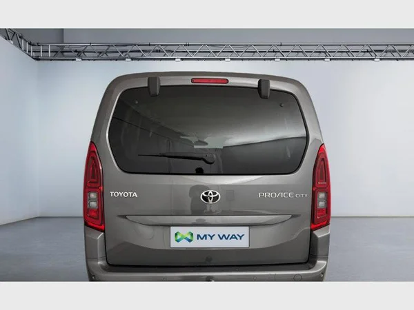 Toyota Proace City Verso Lwb (2020) — foto 19 van 24