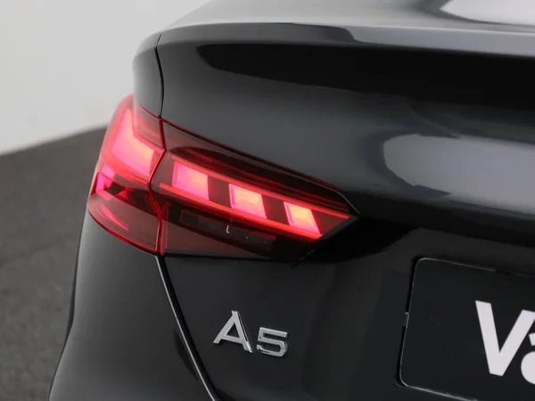 Audi A5 (2022) — foto 35 van 43