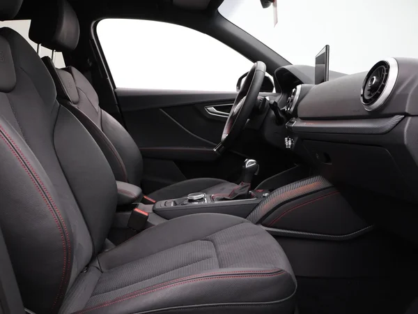Audi SQ2 (2024) — foto 2 van 29