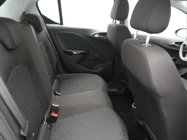 OPEL Corsa (2016) — foto 7 van 20