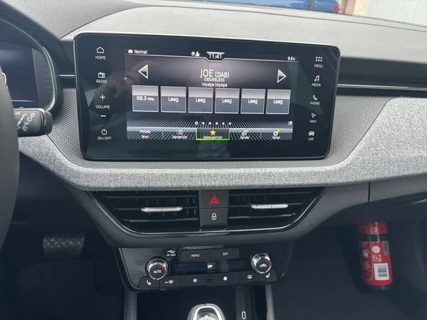 SKODA Kamiq (2024) — foto 8 van 22
