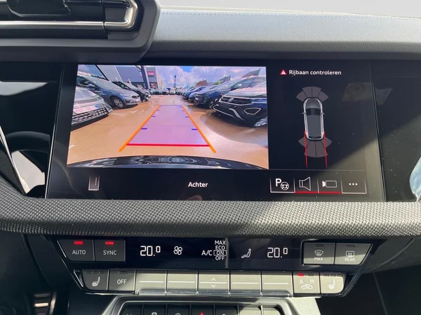 AUDI A3 Allstreet Dsl (2025) — foto 18 van 22