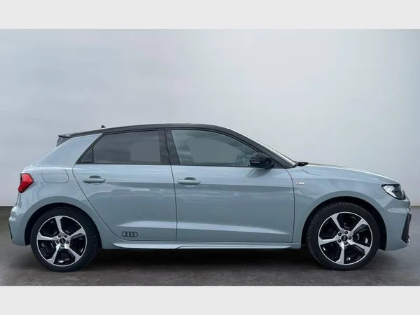 Audi A1 Sportback (2024) — foto 26 van 29