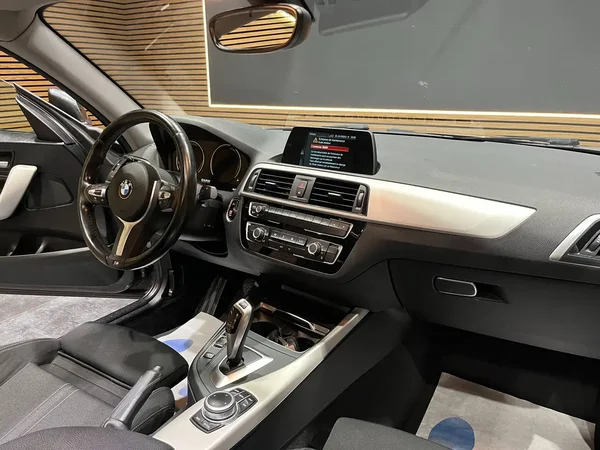 Bmw 220 (2021) — foto 7 van 21