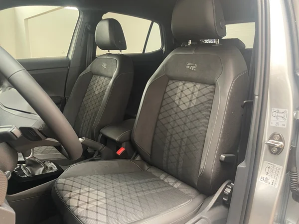 VOLKSWAGEN T-Cross (2025) — foto 5 van 15