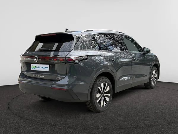 VOLKSWAGEN Tiguan (2026) — foto 20 van 24