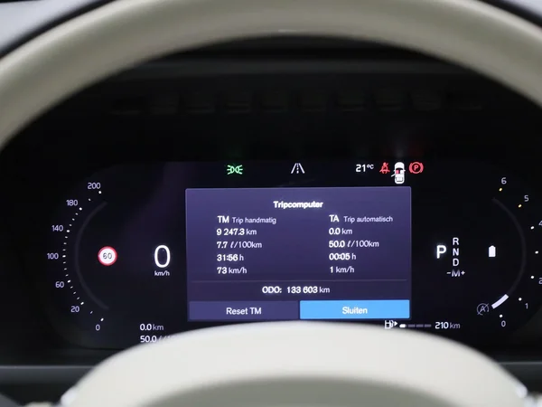 Volvo XC90 (2022) — foto 48 van 49