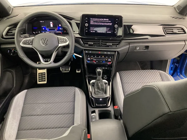 VOLKSWAGEN T-Roc Cabriolet (2025) — foto 6 van 36