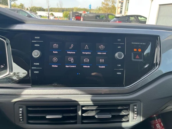 VOLKSWAGEN Polo (2025) — foto 6 van 18