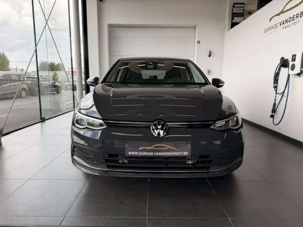 Volkswagen Golf (2024) — foto 12 van 23